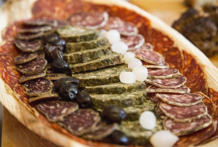 Deli Meat Fillers That Can Disrupt Your Metabolism