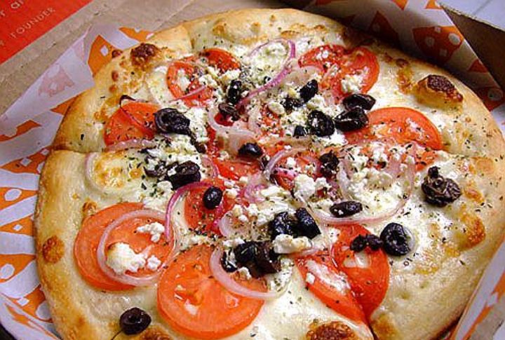 Greek–Style Pizza