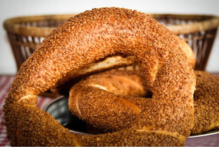 Simit: Turkey