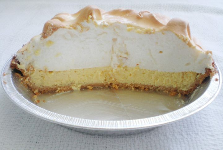 Fluffy Key Lime Pie