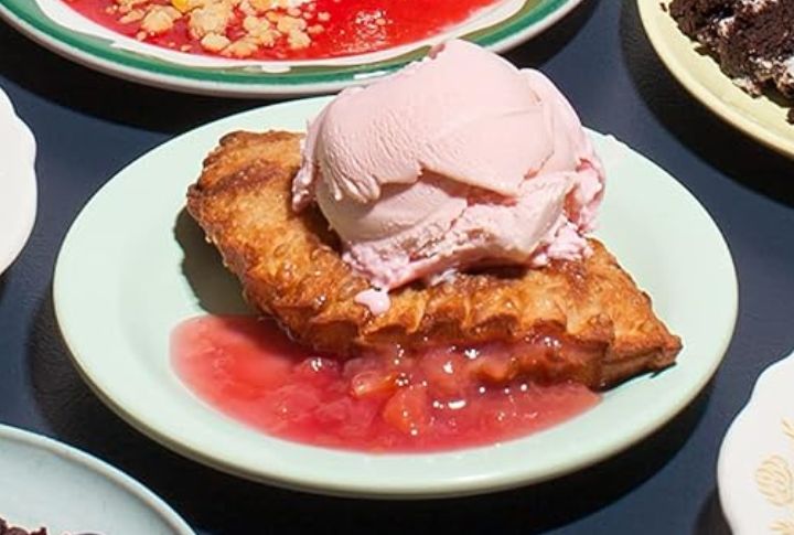 Jeni's Splendid Strawberry Buttermilk Ice Cream