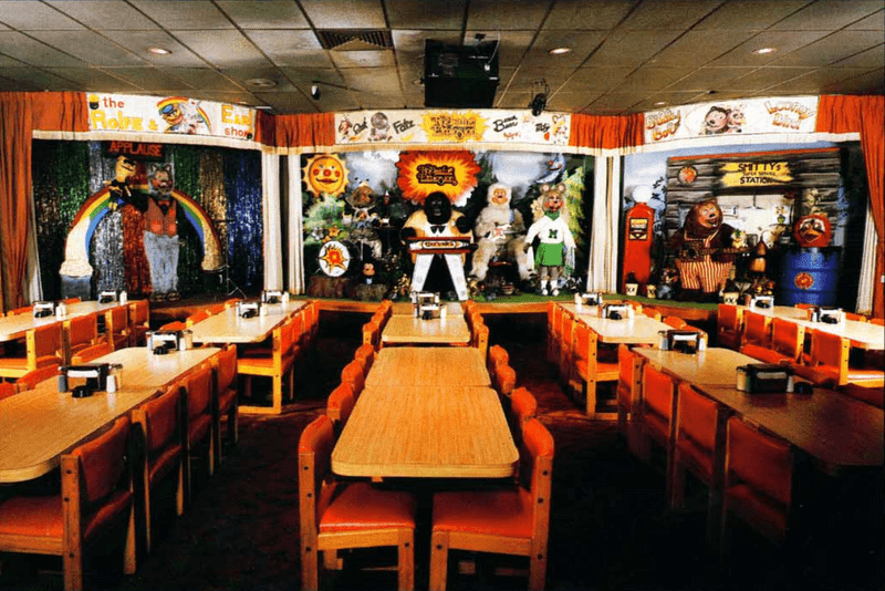 ShowBiz Pizza Place