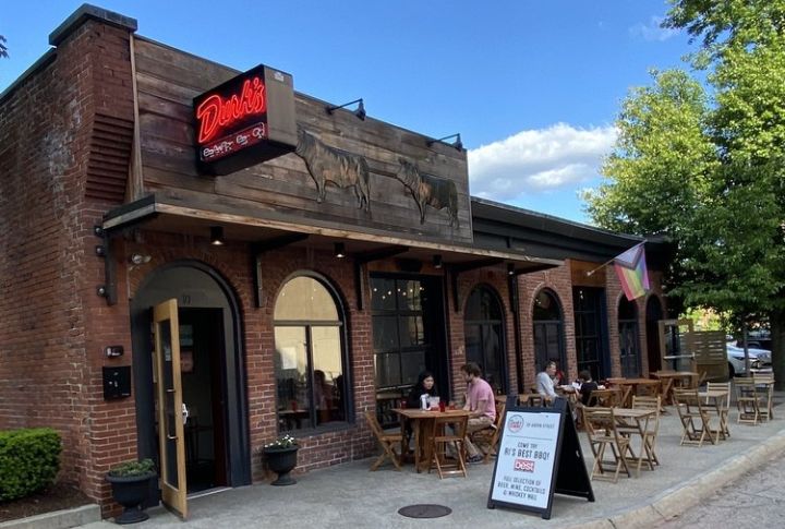 Rhode Island: Durk’s Bar B Q, Providence