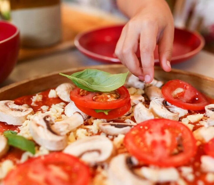 10 Retro Pizza Recipes You Might Have Forgotten
