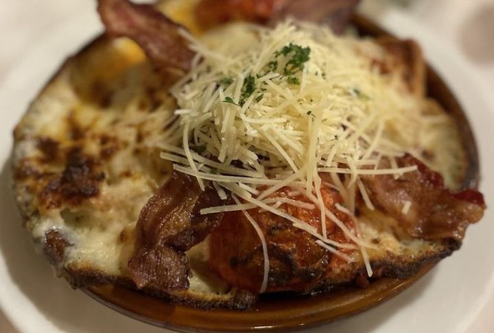 Kentucky: Hot Brown At The Brown Hotel, Louisville