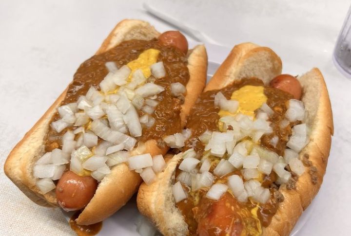 Michigan: Coney Dog At Lafayette Coney Island, Detroit