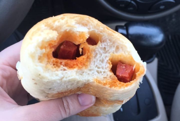West Virginia: Pepperoni Roll At Country Club Bakery, Fairmont