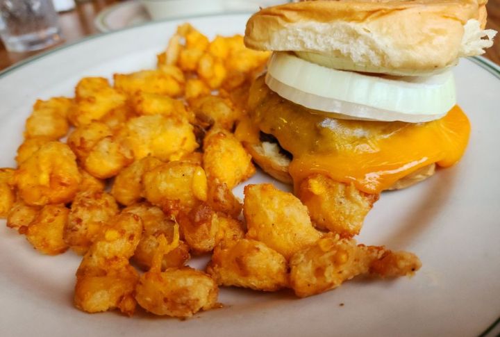 Wisconsin: Fried Cheese Curds At The Old Fashioned, Madison