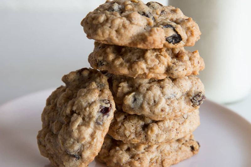 Classic Oatmeal Raisin Cookies