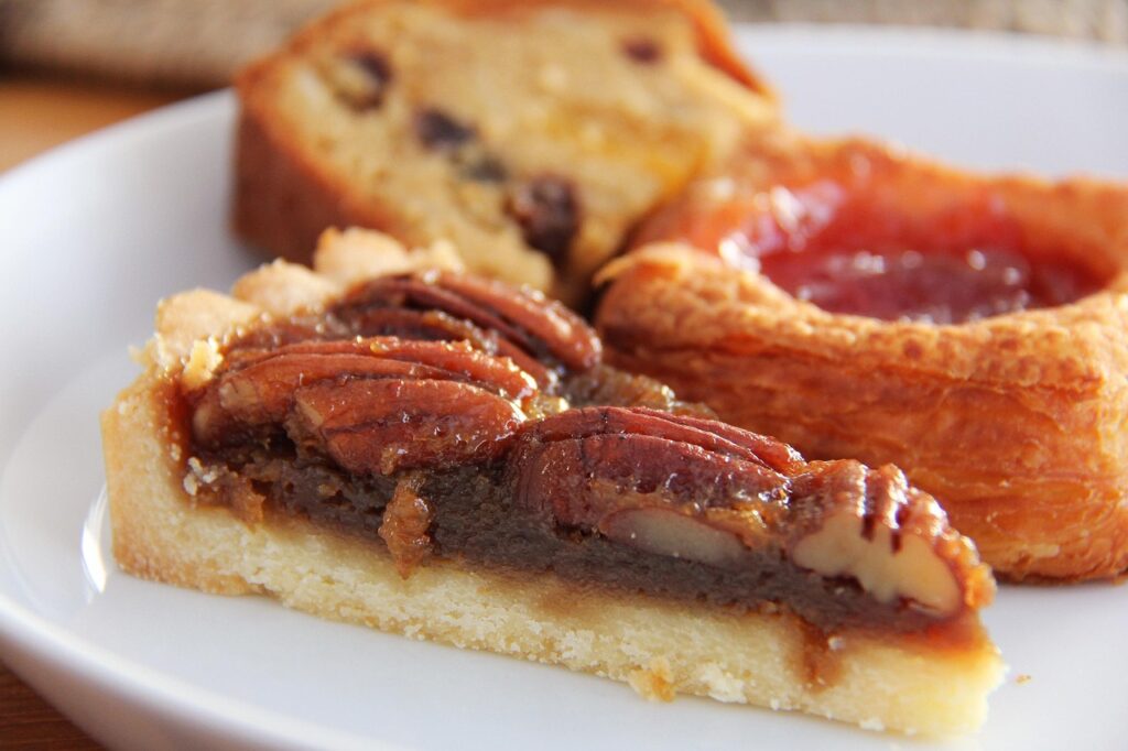 pecan, pie, nut, breakfast, fruits, cake, yummy, delicious, restaurant, food, thai, koh samui, thailand, nature, travel, asia, centara villa, resort, tropica, beach