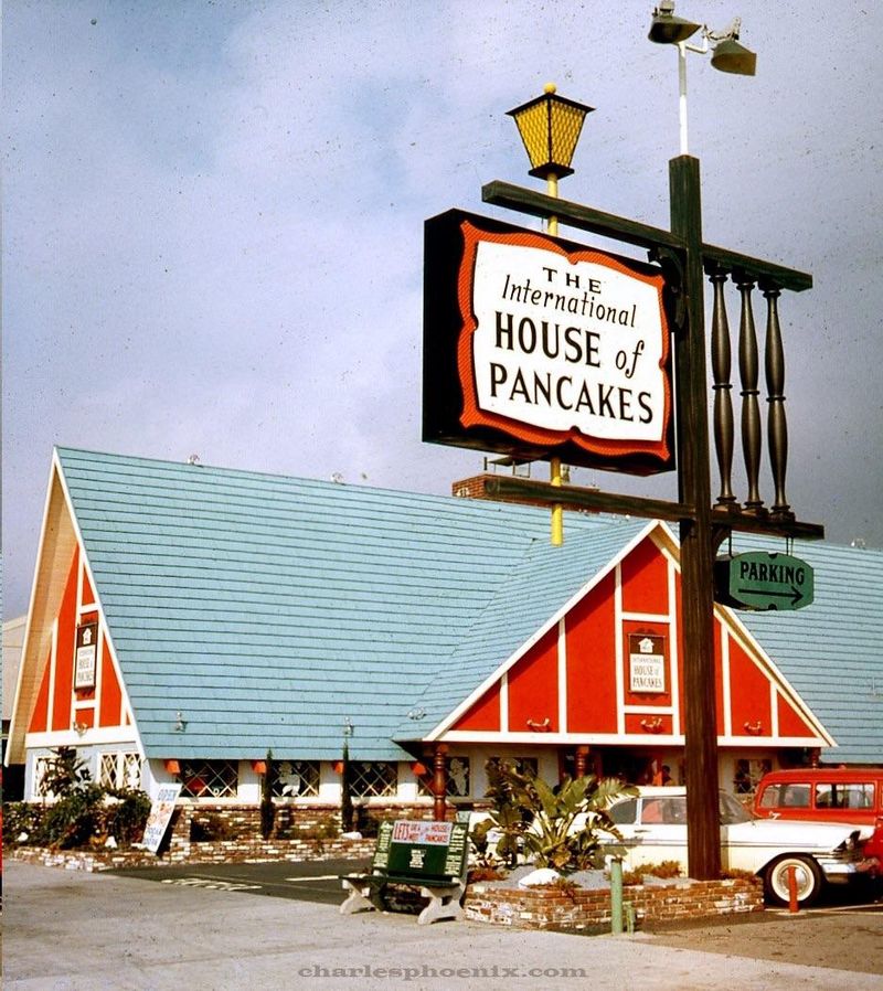 1960: IHOP