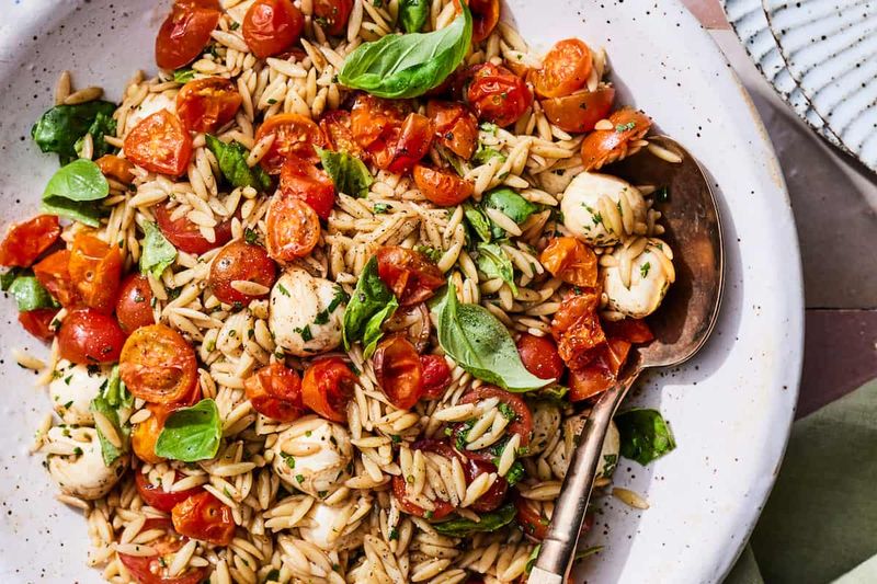 Creamy Caprese Pasta