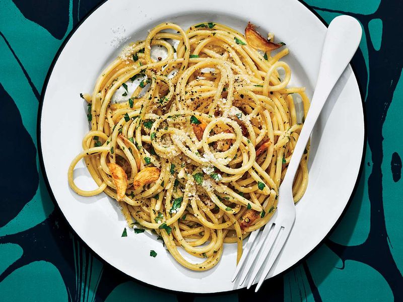 4. Spaghetti Aglio e Olio