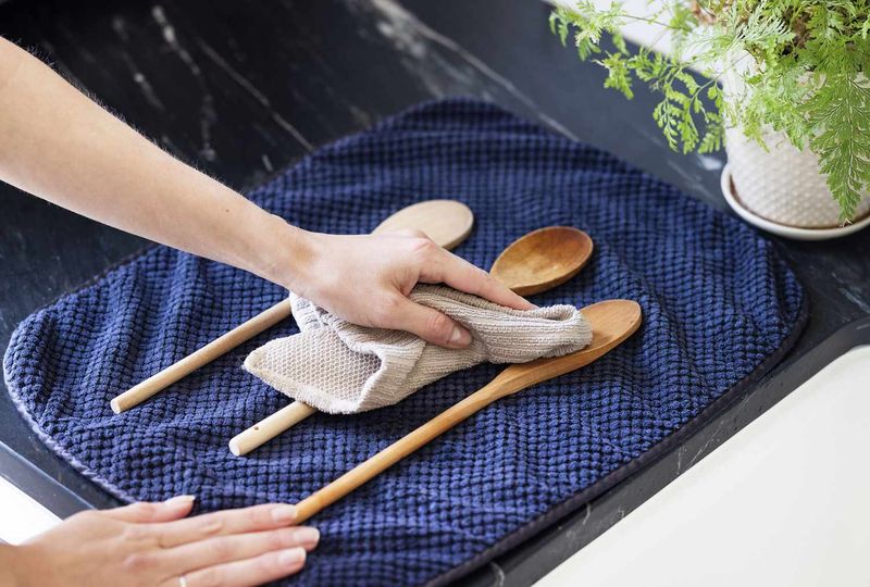 Hand Wash with Mild Soap