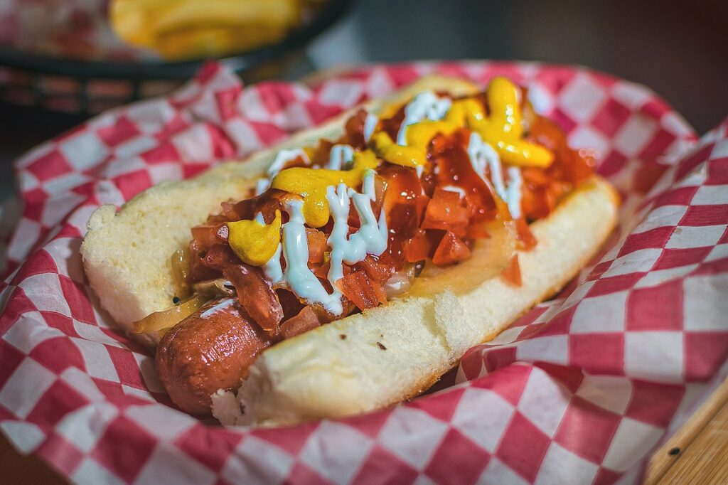 hot dog, hot sausage, sandwich, sausage, restaurant, dinner, bread, food, lunch, quick, hot dog, hot dog, hot dog, hot dog, hot dog