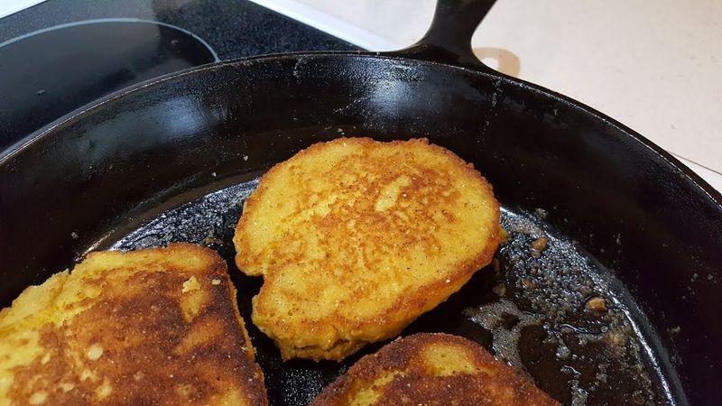 Johnnycakes