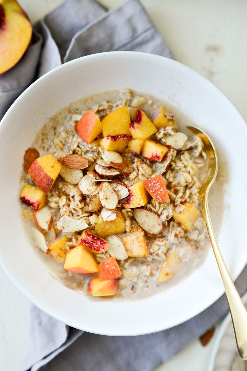 Peach and Almond Oatmeal
