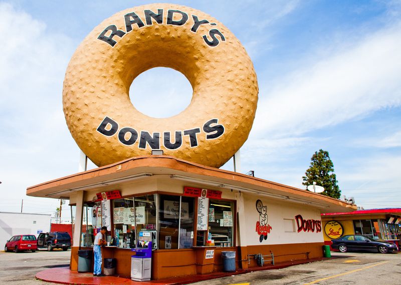 California: Randy's Donuts