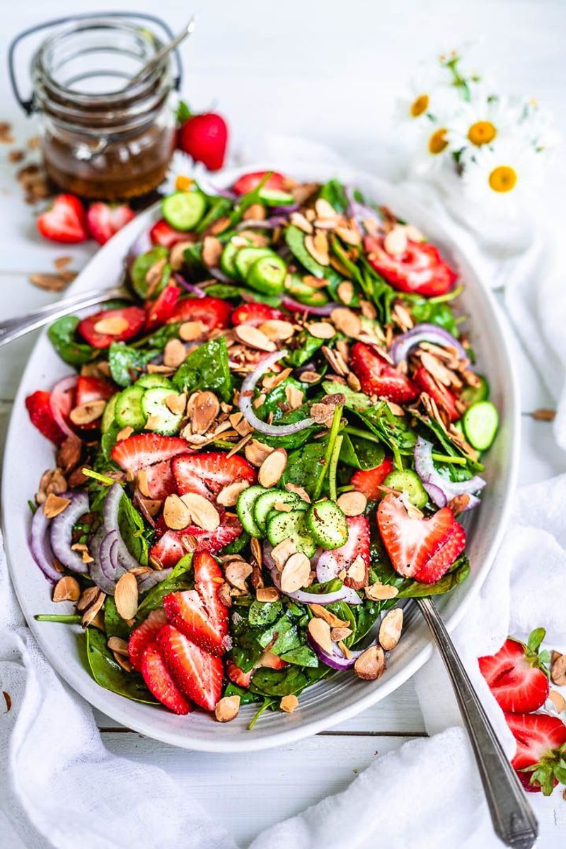 Spinach and Strawberry Salad