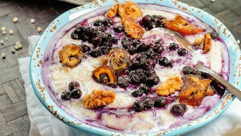 Barley and Berry Breakfast Bake