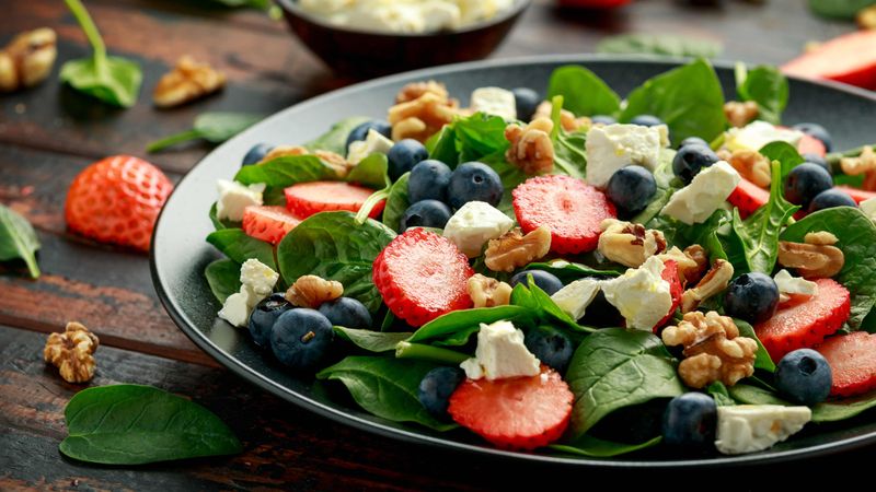 Berry Spinach Salad