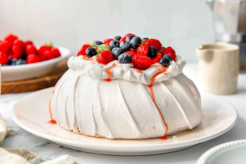 Berry Pavlova