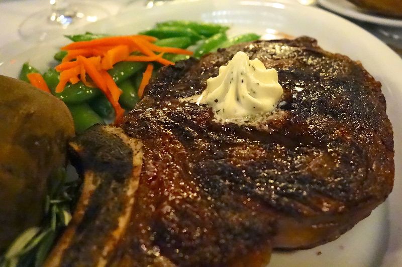Harris' Restaurant