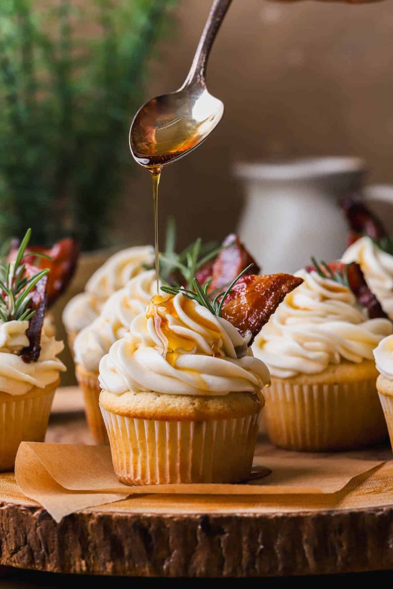 Maple Bacon Cupcakes