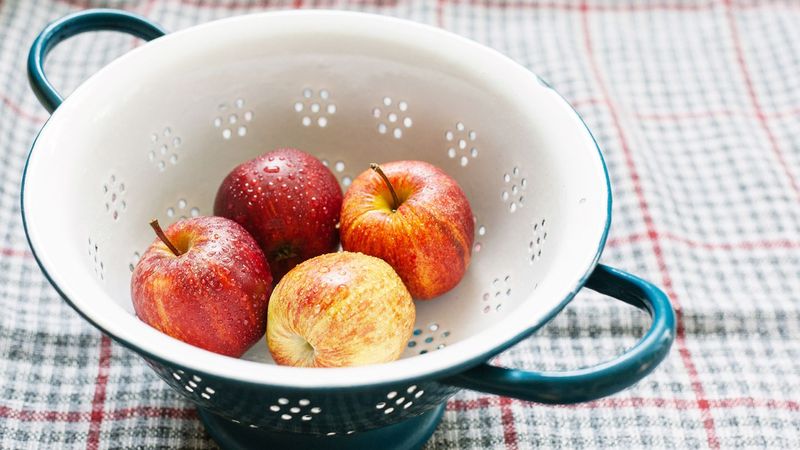 Apples