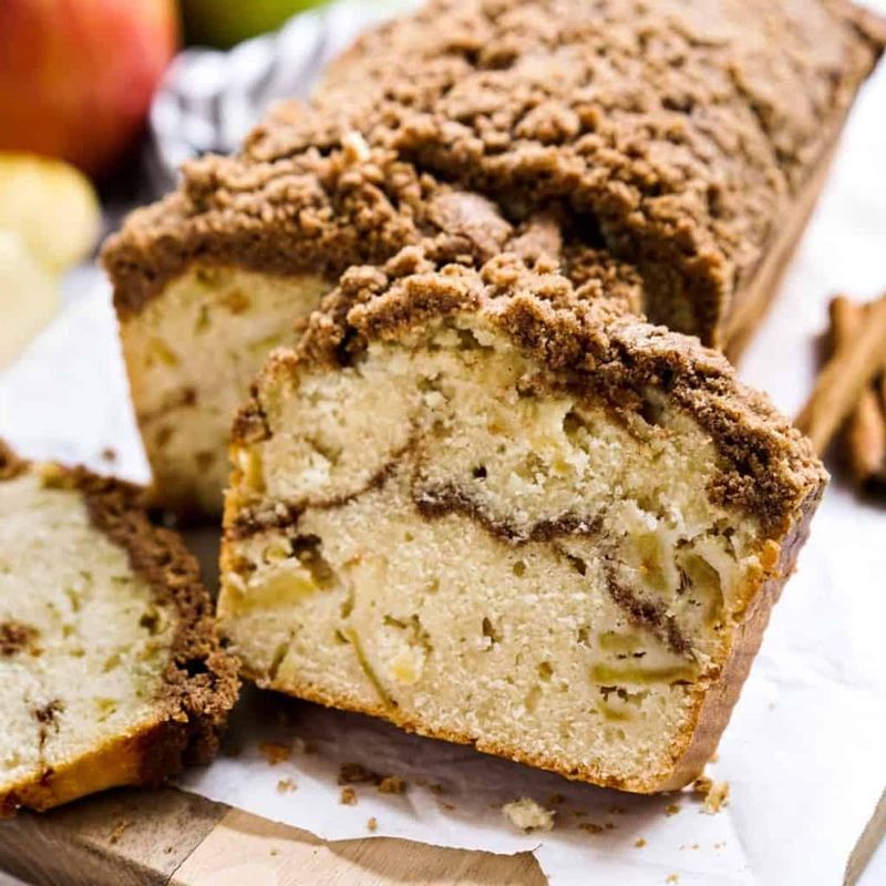 Apple Cinnamon Bread