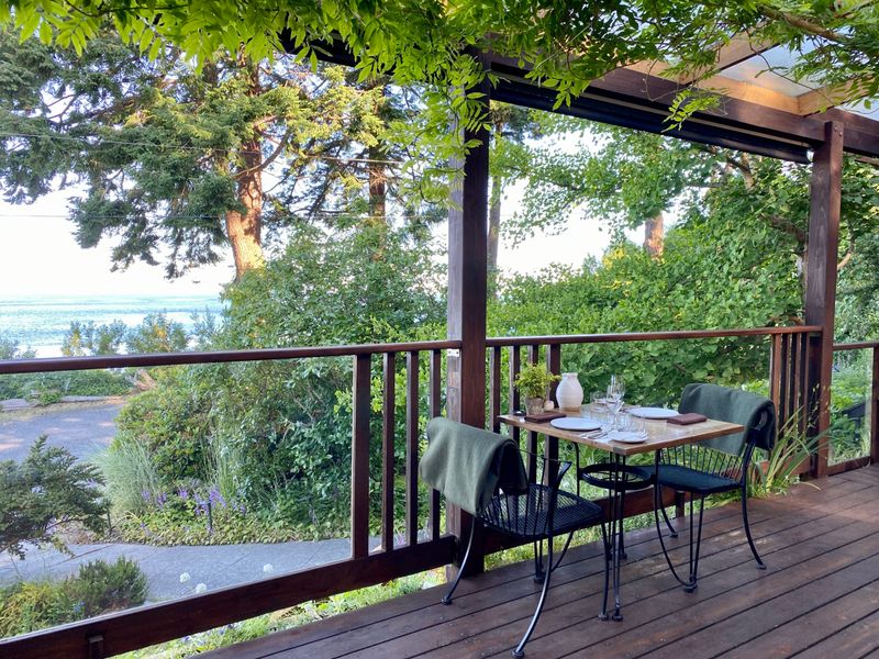 The Willows Inn