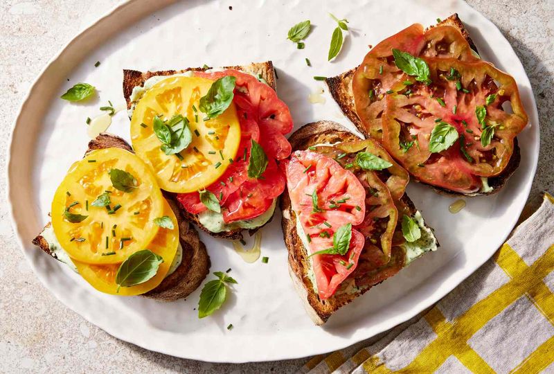 Tomato and Basil Toast
