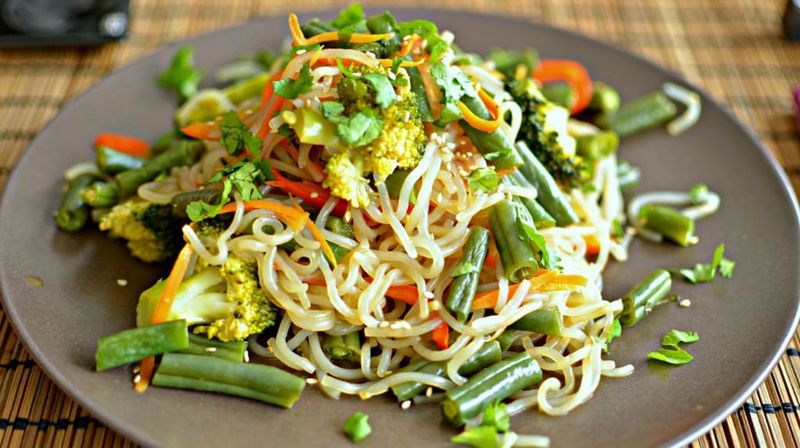 Shirataki Noodle Stir-Fry