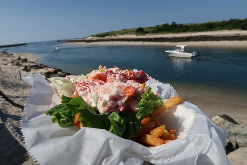 Sesuit Harbor Cafe