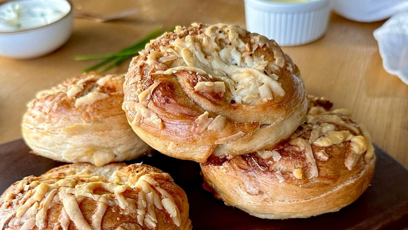 Asiago Cheese & Spinach Bagel