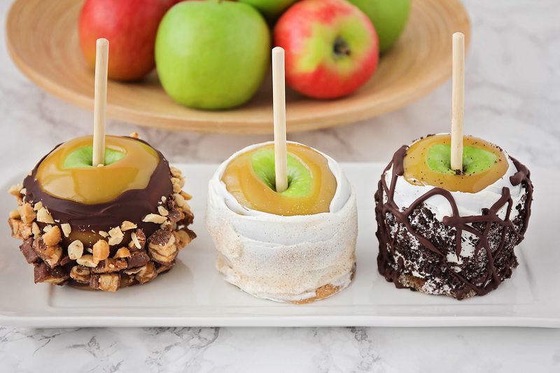 Mint Chocolate Caramel Apples