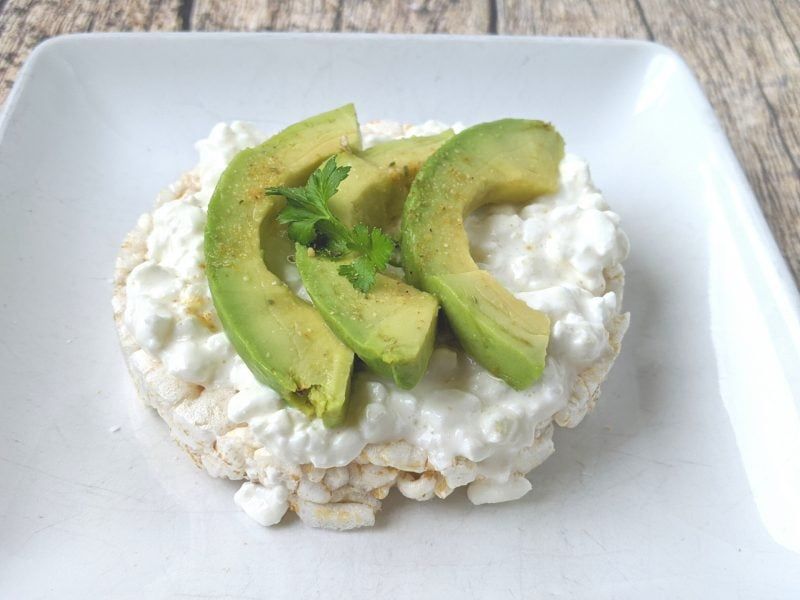 Rice Cakes with Avocado