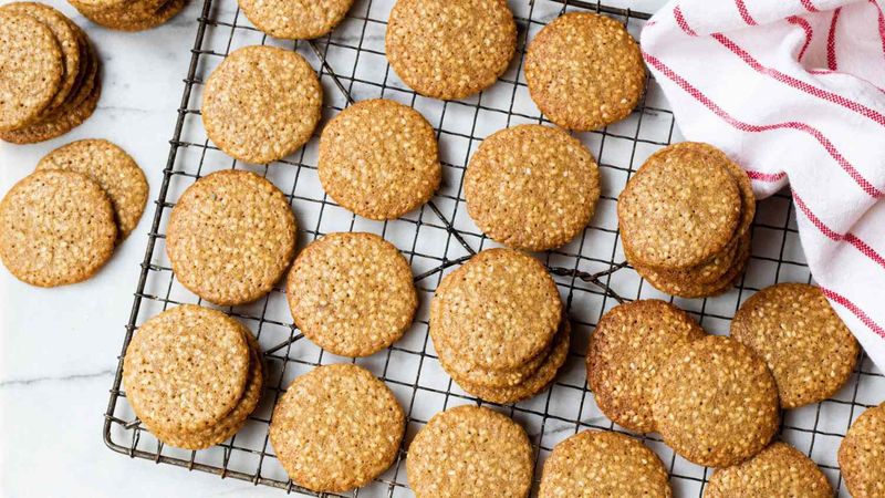 Benne Wafers