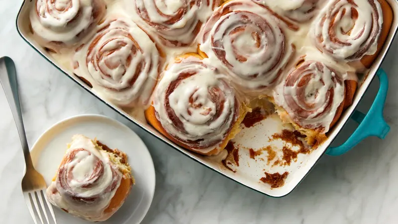 Cinnabon's Classic Cinnamon Rolls