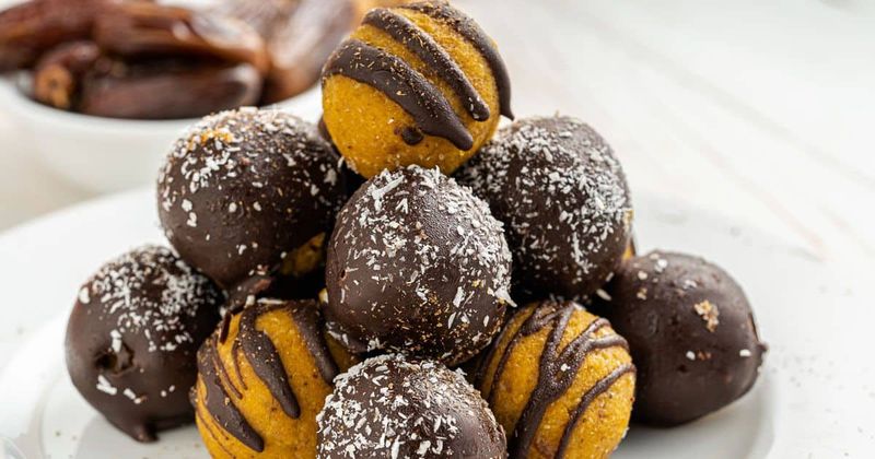 Pumpkin Spice Chocolate Truffles