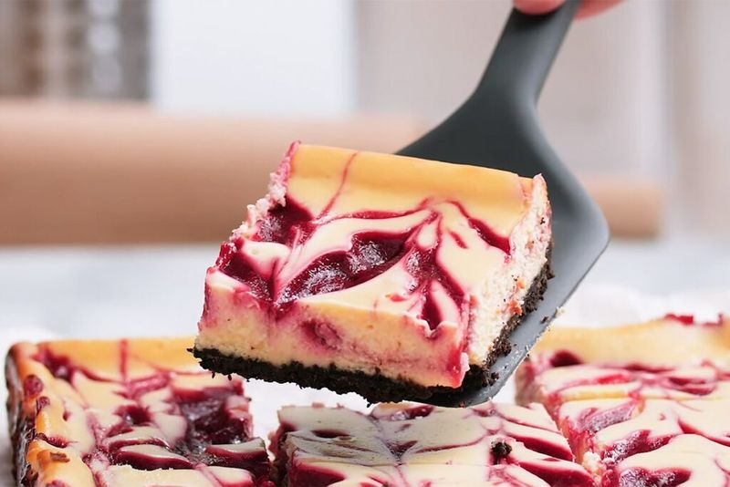 Raspberry Swirl Cheesecake Bars