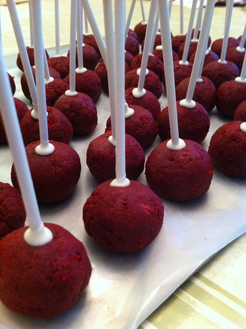 Red Velvet Cake Pop