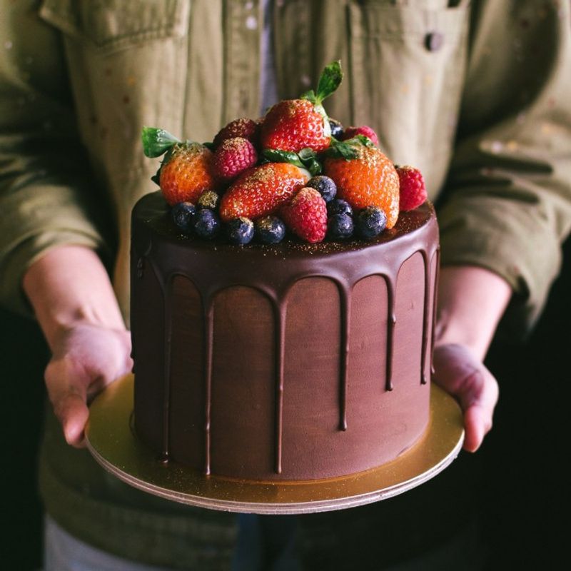 No-Bake Chocolate Truffle Cake