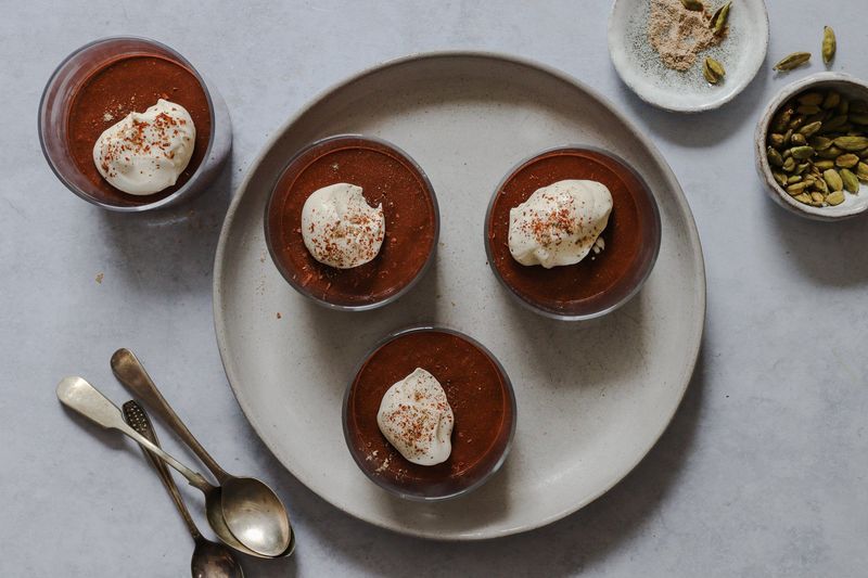 Cardamom Chocolate Cream