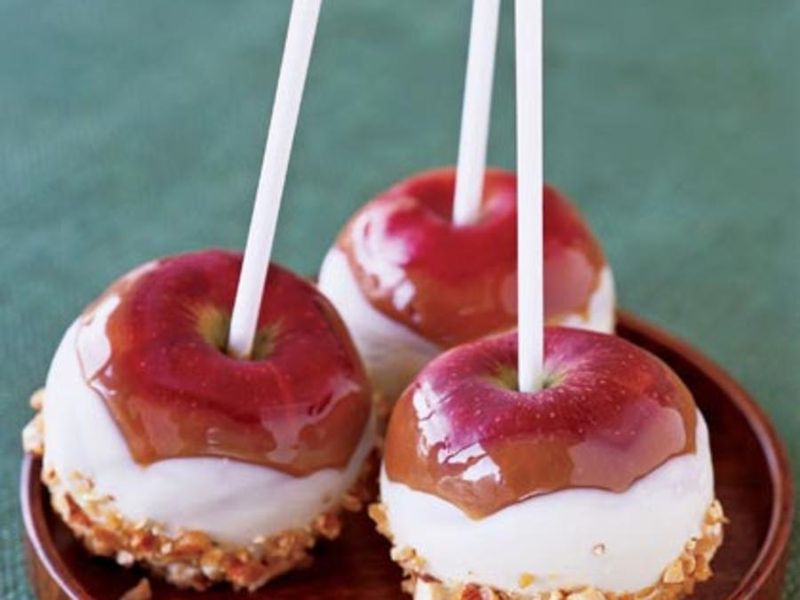 Toffee Crunch Caramel Apples