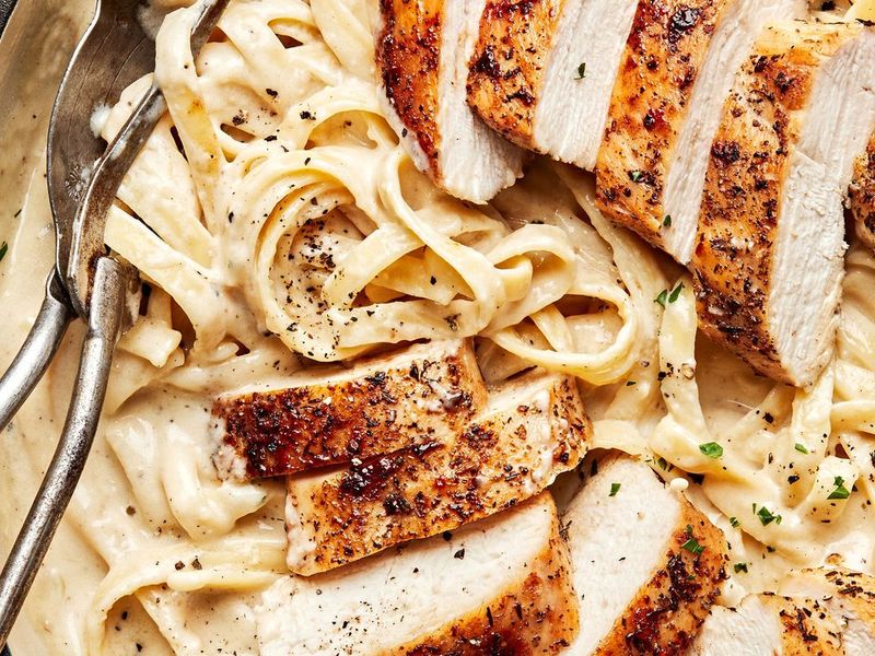 Chicken Alfredo Pasta