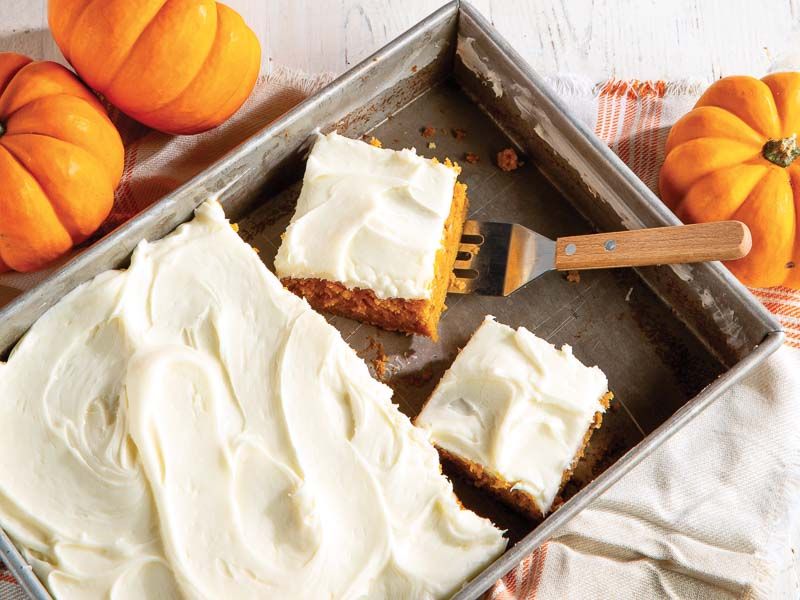 Pumpkin Spice Sheet Cake