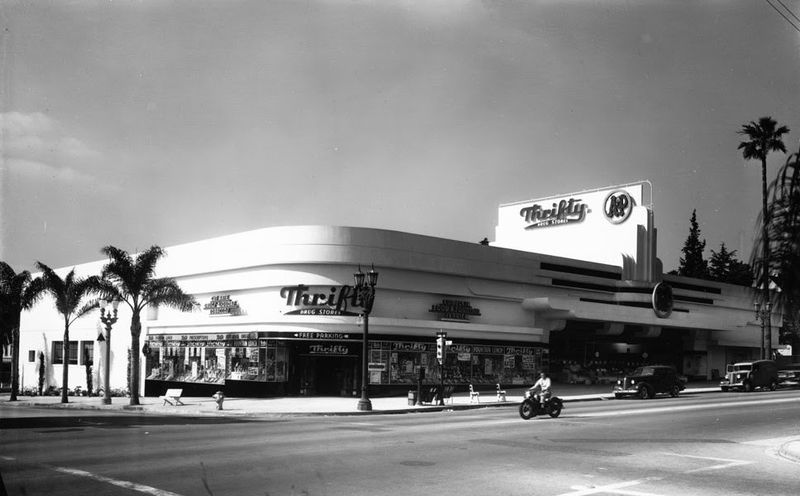 Art Deco Aisles