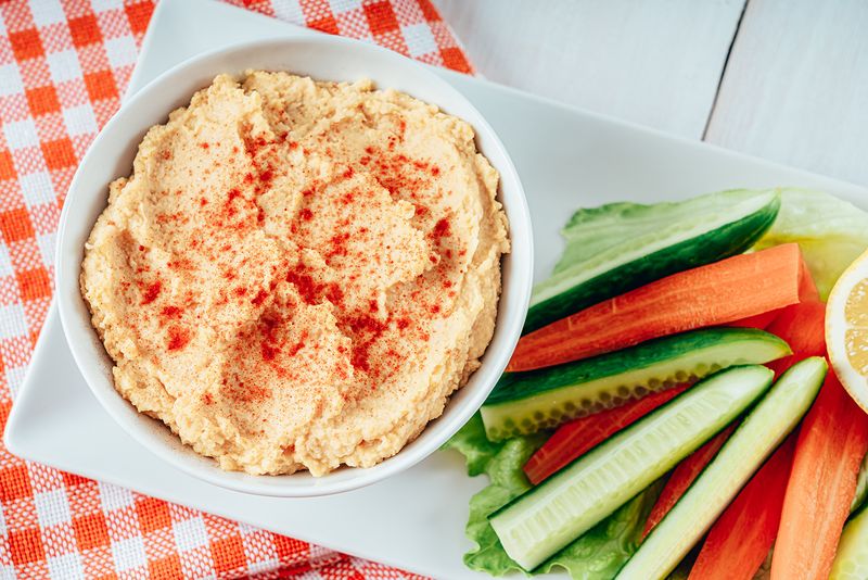 Hummus with Veggie Sticks