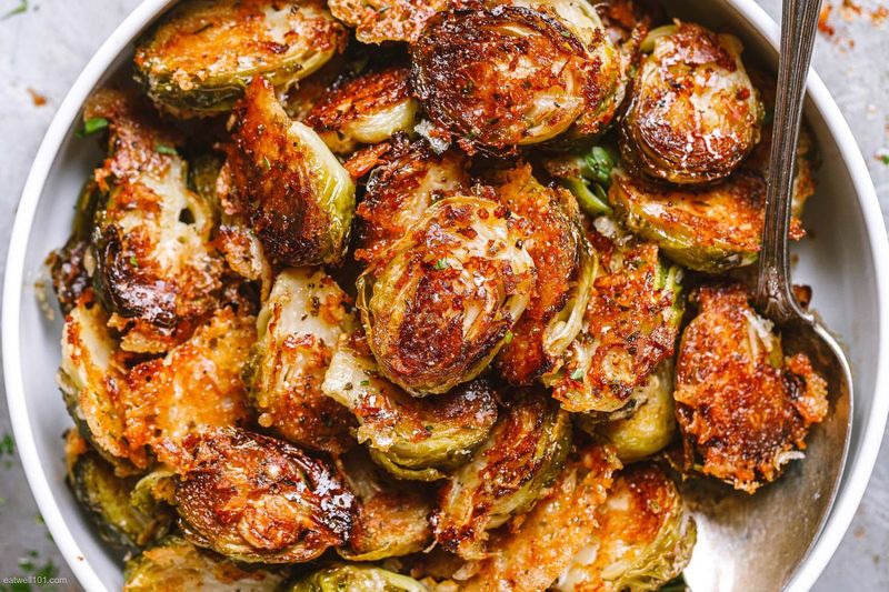 Garlic Parmesan Brussels Sprouts